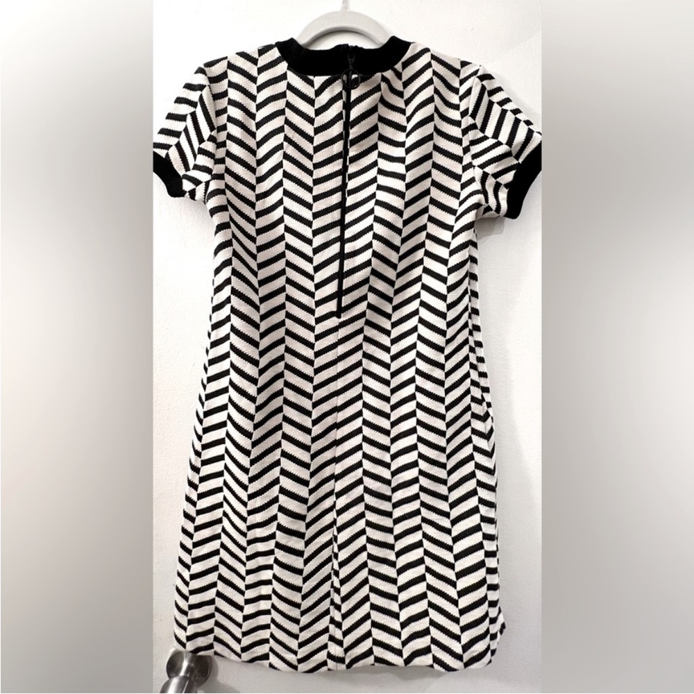 Zara Mod Mini Pattern Dress - Picture 5 of 8